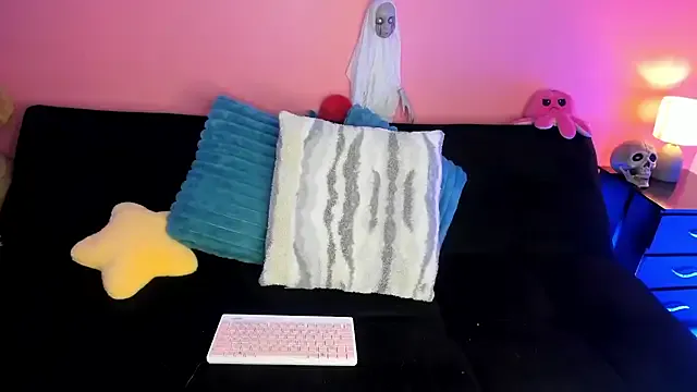 bella_ponce1 — hottt