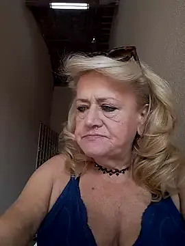 Belladama61 — Chupar os seios