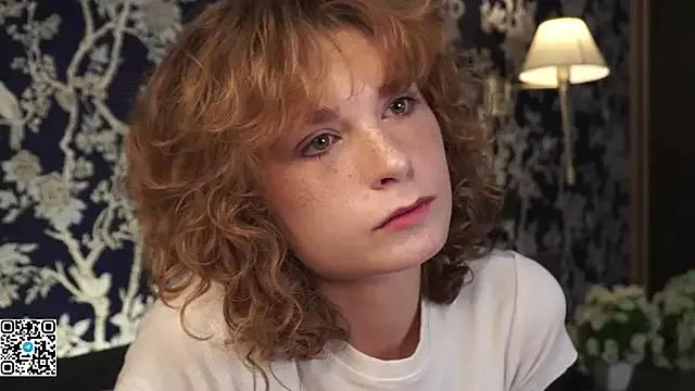 BellaReppert — Lick your lips