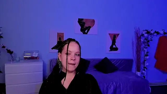 BetsyKiss — do the split