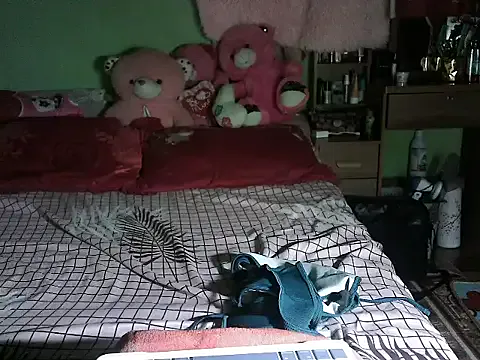 BigClit_Ayana — open pusssy dogggy and naked