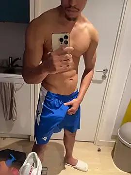 bigDickParis92 — Naked
