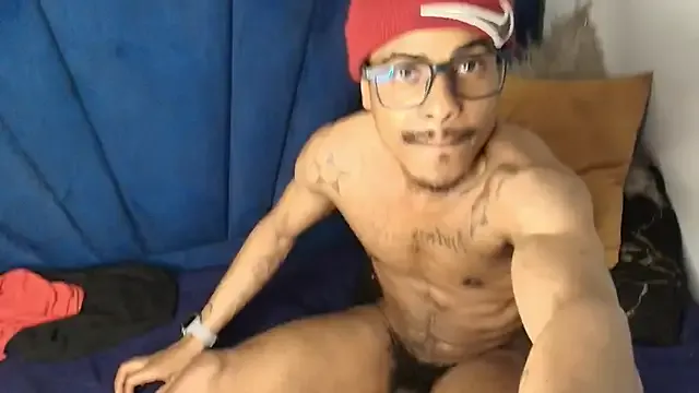 Bigote_Big0357 — show ass