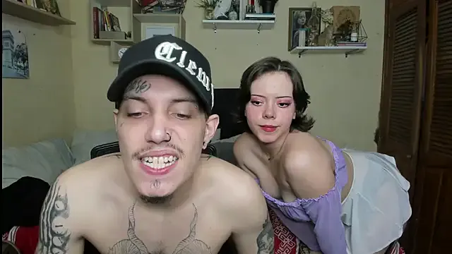 Blondandtattoofaced — twerk a full song