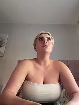 StripChat Blondegirliexx is Freechat Blondegirliexx — Blow kiss