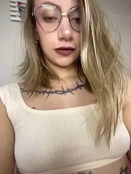 Branquinha_12 — Striptease