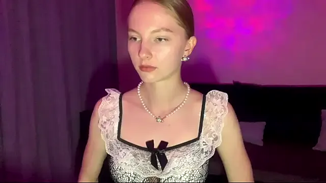 BrightAnnie — Spread my legs on the bed