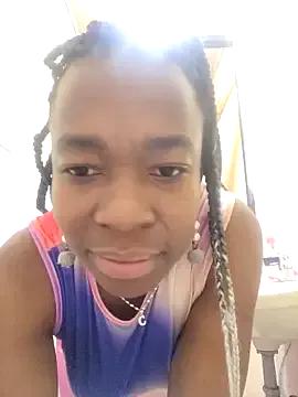 Britany_2-7 — Pussy play