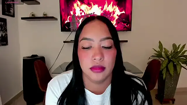 brunetenikole02 — Freechat on StripChat