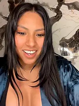 BrunetteBliss69 — Freechat on StripChat