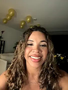 Brunettexio — Show boobs