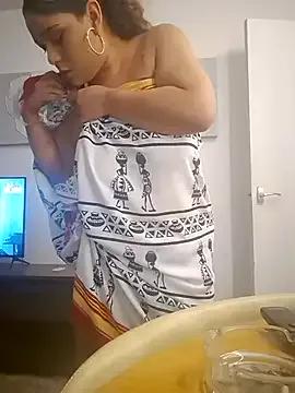 BubblesLovexox — Boob And Ass Show