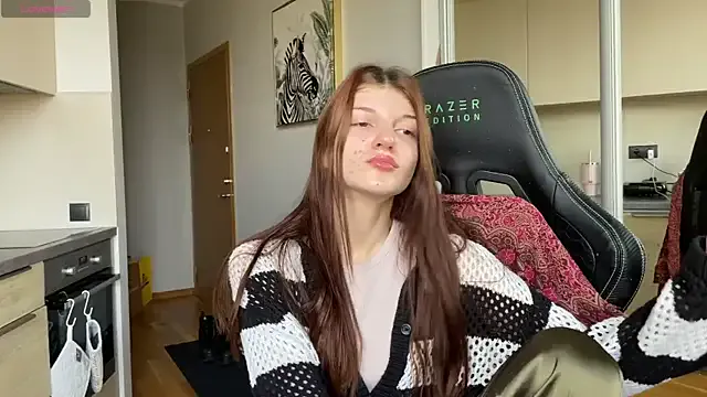 Bunny_ShyGirl — play with my nipples