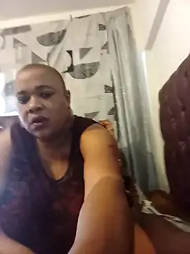 BUSTY_QUEEEN — PLEASE DADDYS HELP ME PAY MY BOYS SCHOOL