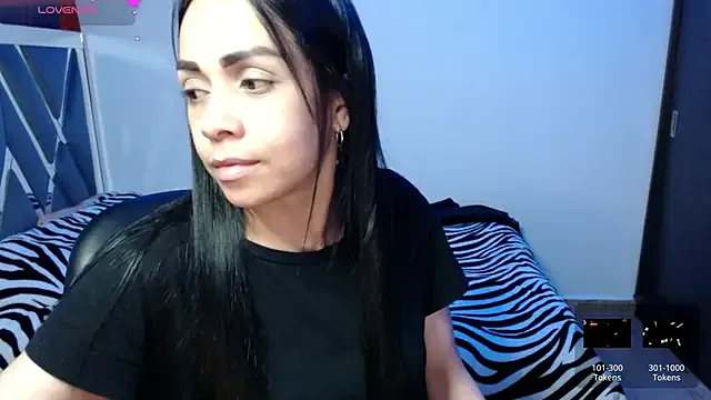 CallmeAmber — Play pussy with ass