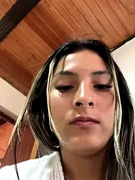 Cami_Leon2 — Freechat on StripChat