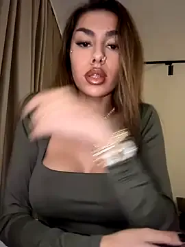 Candy_flippp — Clothes-off show-on