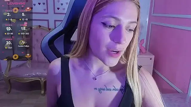 Candy_kush_t — Show boobs
