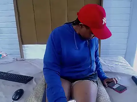 CandyBoobsxxxx — oil and twerk