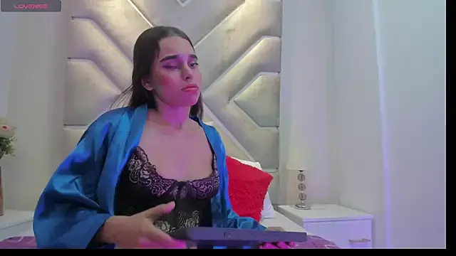 CandyMoon18_ — pussy open for 5 mn