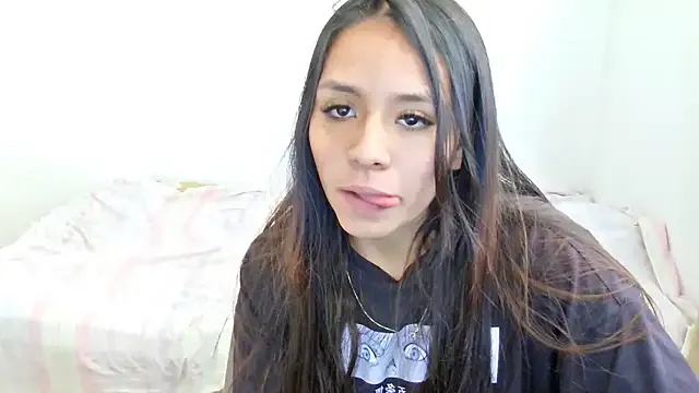 CandyVixxandBellaBliss — Slow striptease