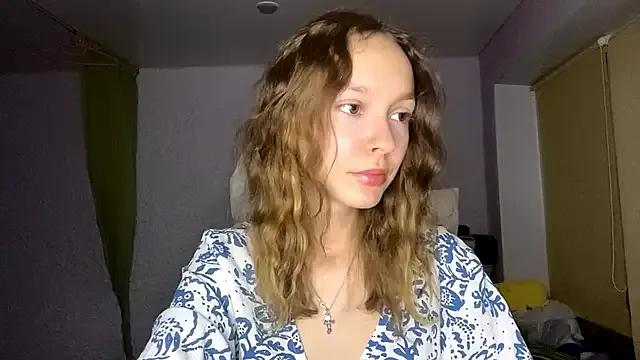 CannyTammy — air kiss