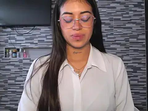 Carla_Bennett__ — CONTROL DOMI X3MIN + SHOW TITS