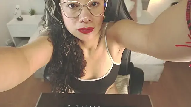 CarolaynStone — fingering pusy