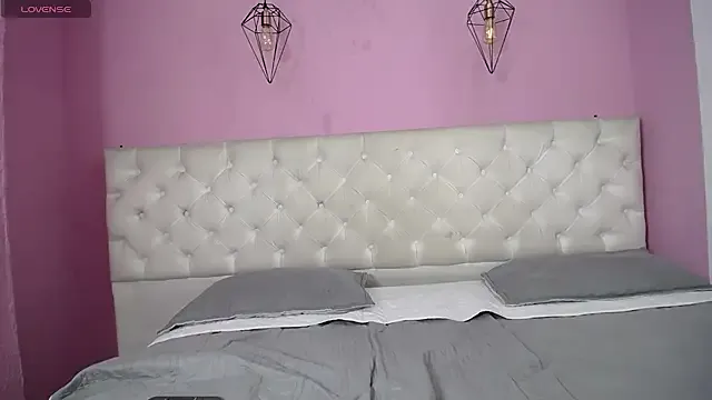 caroliine_fox__ — cowgirl in cock