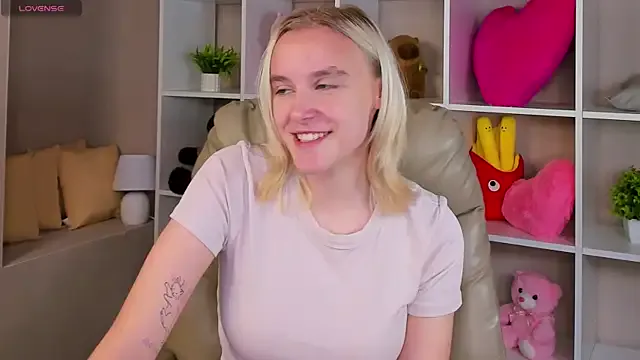 Carolin_Miller — Take off your bra
