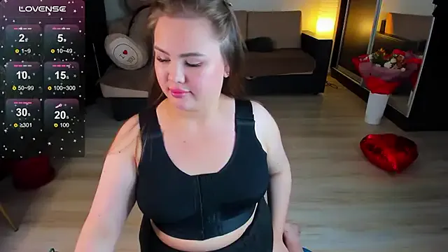 Carolina_bby — fuck pussy and anal plug for ass
