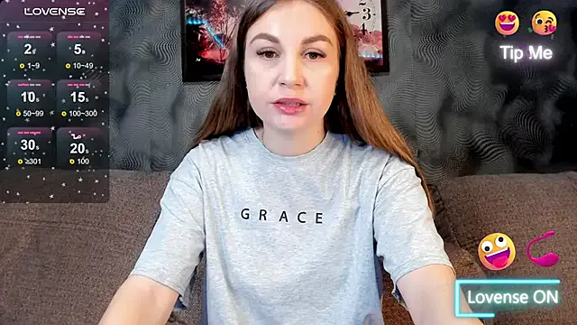 CassieMils — I'll show you my boobs.