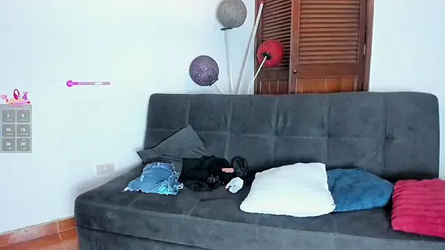 Castle_of_passion — FASTER SHOW FUCKING PUSSY & NAKED 3 min
