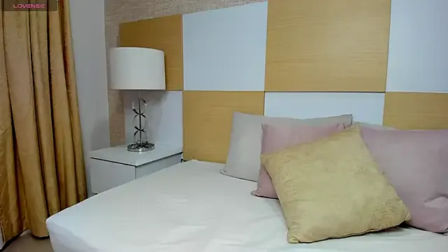 CataleyaMonroee — NAKED AND PLAY PUSSY