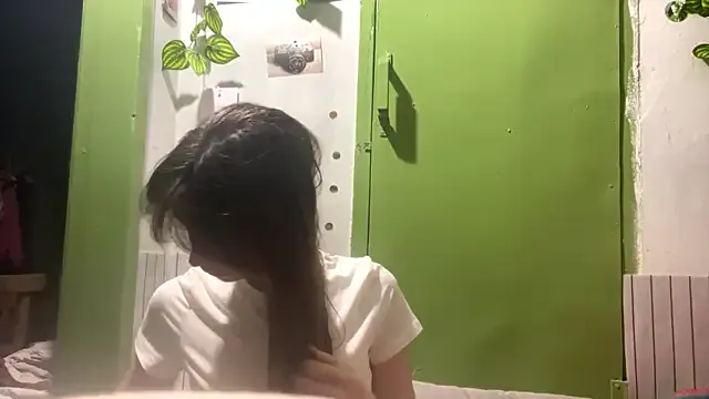 CatherineAston — Play with feet on camera
