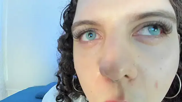 catleya_noire — close up tits