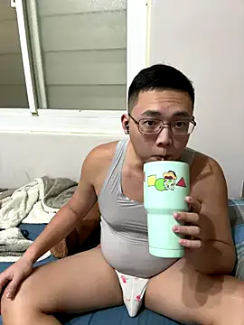 CCL5003 — Freechat on StripChat
