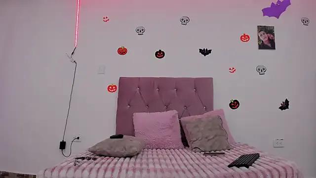 StripChat celeste_derek is Freechat celeste_derek — Oil all over the #Naked body
