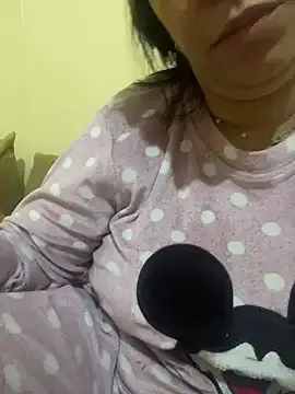 Chahinaz99 —  