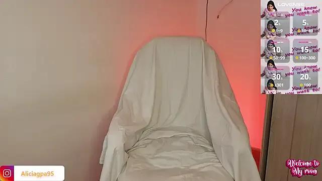 StripChat chanonv is Freechat chanonv — sexy dance