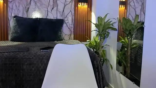 Charlotte_Delacroixx — flash tits