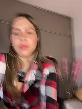 Charlottediolet — Cum Y Squirt