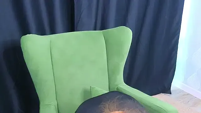 CharlotteRichardson — blow kiss
