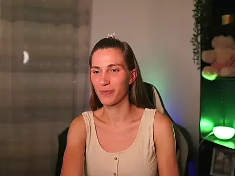 charlottgotit — mm braless under shirt ;)