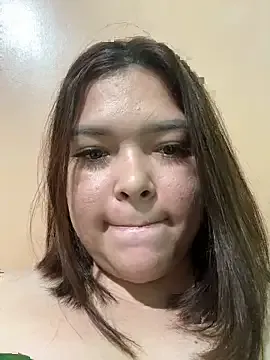 Charlovereal — Fazer um striptease bem gostoso pra voc
