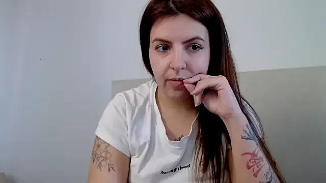chelbyy — peitos/tits