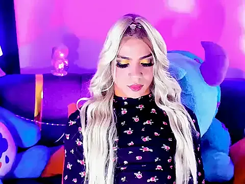 Cherry_Adams1 — (`**.,..suck dildo