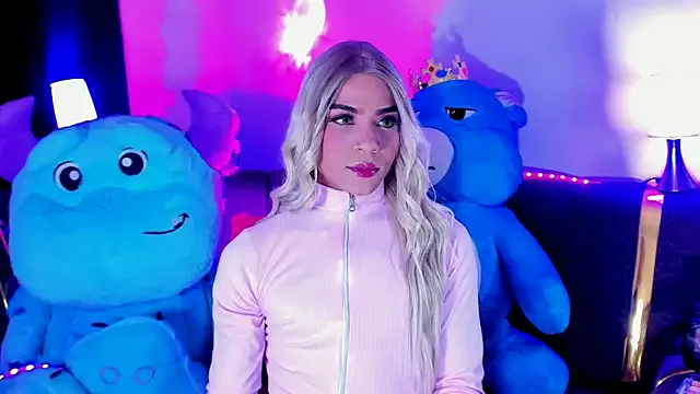 Cherry_Adams1 — (`**.,..suck dildo