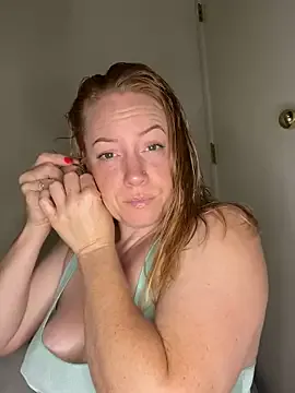 ChiliRoja — Make me cum live