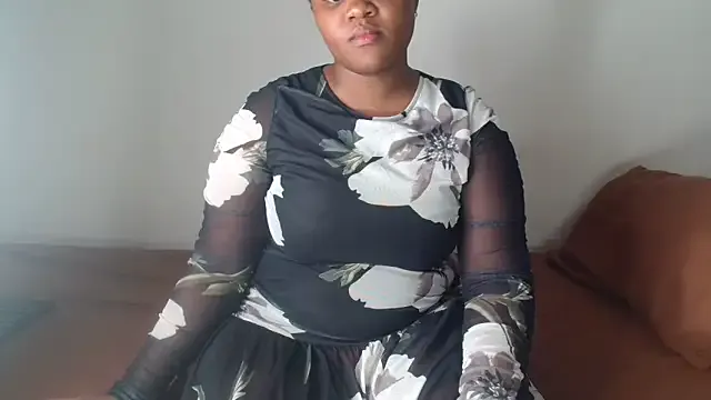 ChocAmmy696 — Freechat on StripChat